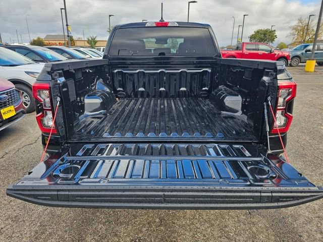 New 2025 Ford Ranger XLT w/ Black Appearance Package AWD/4WD image 39