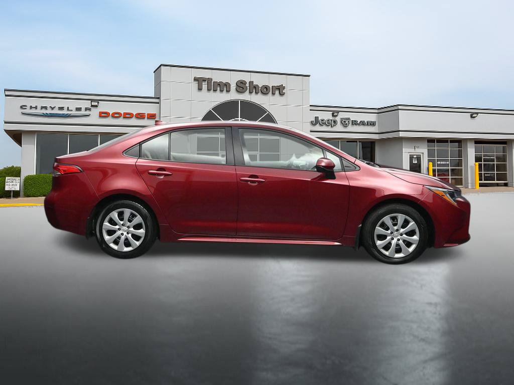 Used 2026 Toyota Corolla LE FWD image 6