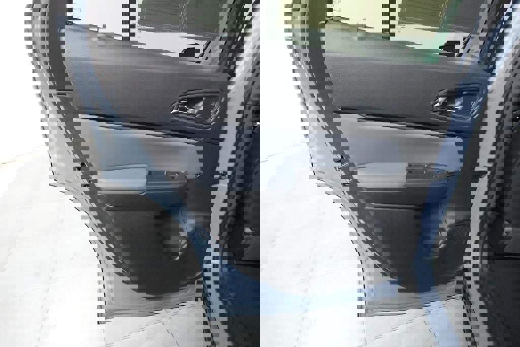 Used 2025 Honda Prologue Touring image 24