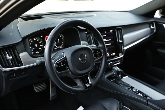 Used 2020 Volvo S90 T6 R-Design w/ Advanced Package AWD/4WD image 17