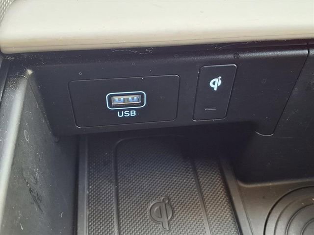 Used 2024 Hyundai Palisade Calligraphy image 22