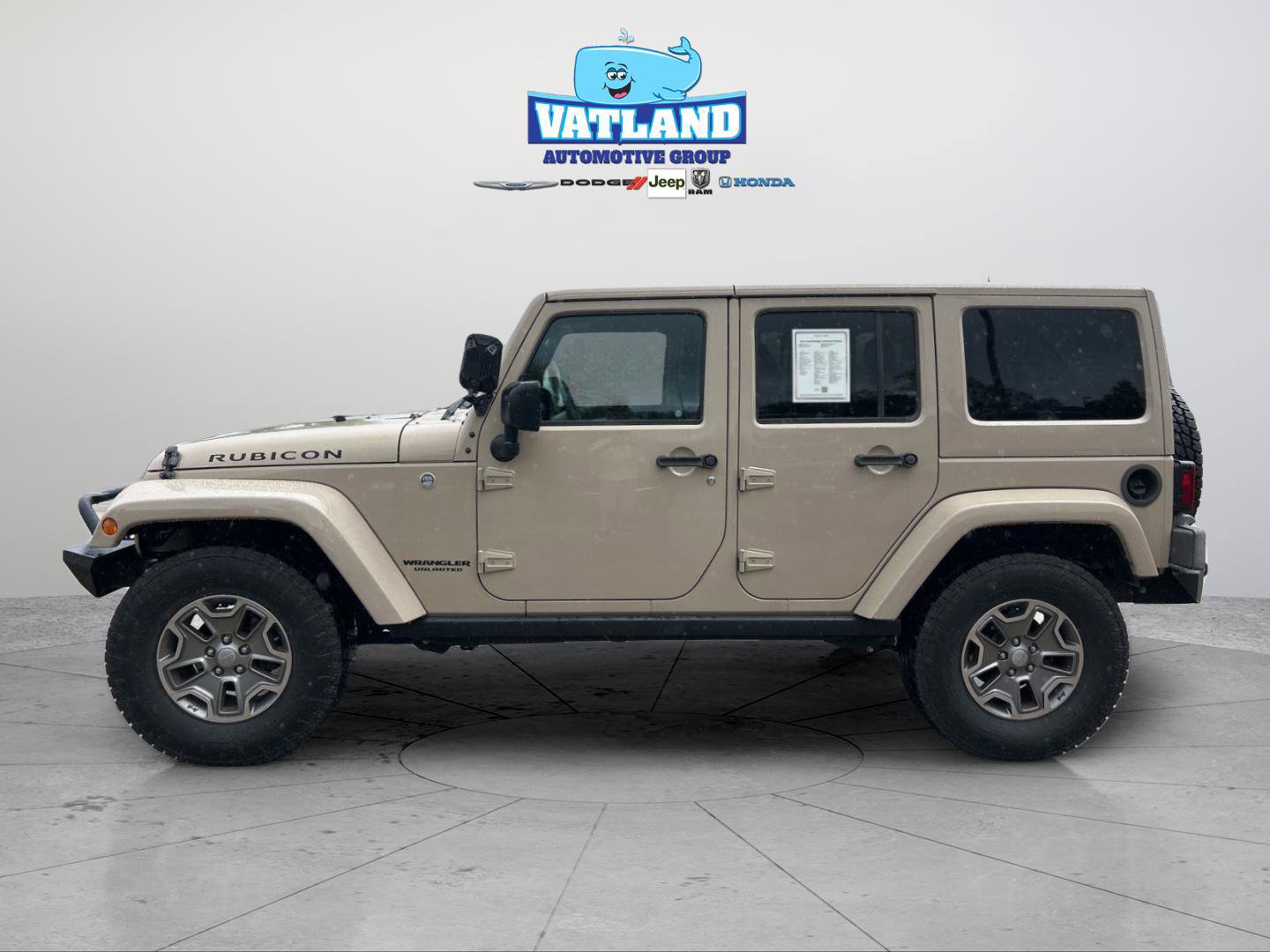Certified 2016 Jeep Wrangler Unlimited Rubicon w/ Dual Top Group image 2