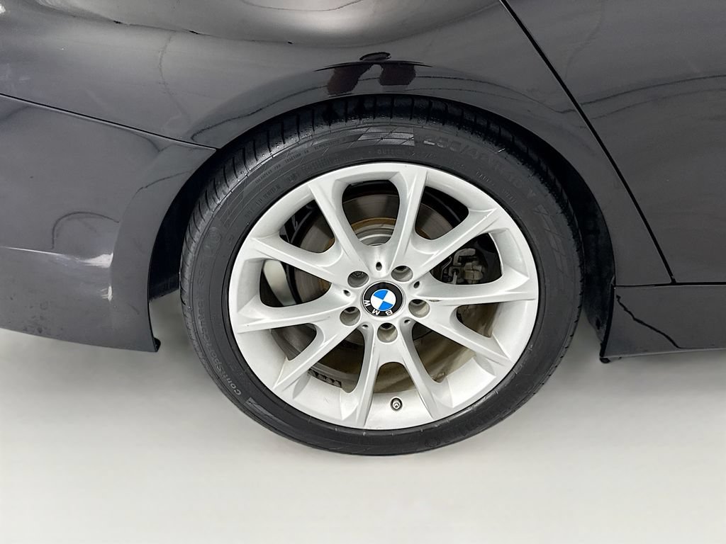 Used 2015 BMW 320i Sedan RWD image 32