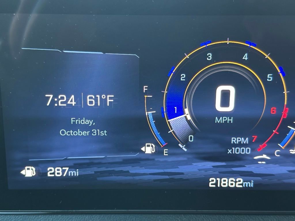 Certified 2025 Chevrolet Traverse LT image 24