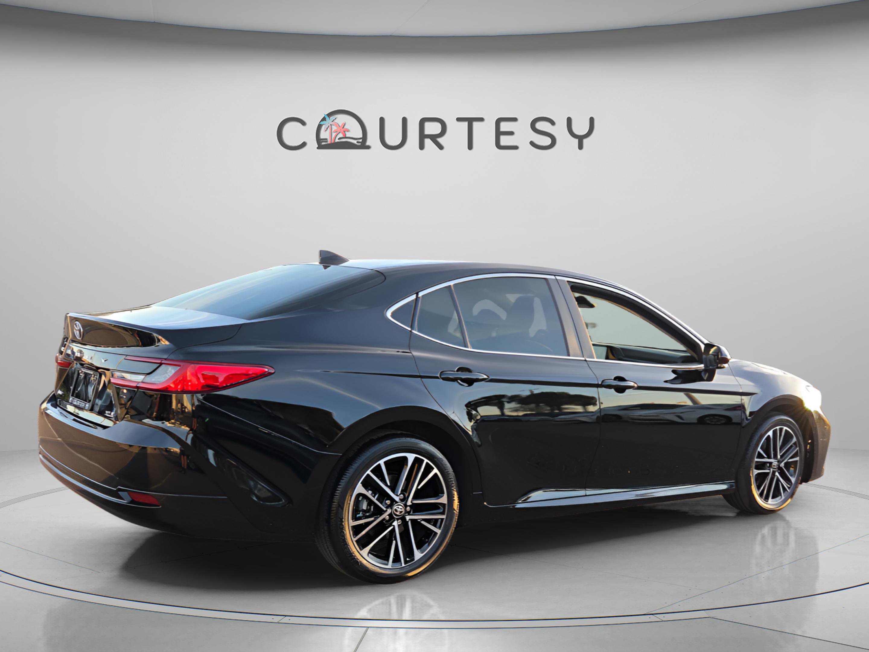 Certified 2025 Toyota Camry XLE image 6