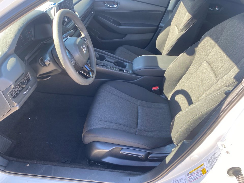 Certified 2023 Honda Accord LX image 11