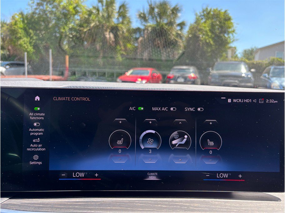 Used 2023 BMW 330i xDrive Sedan w/ M Sport Package image 35