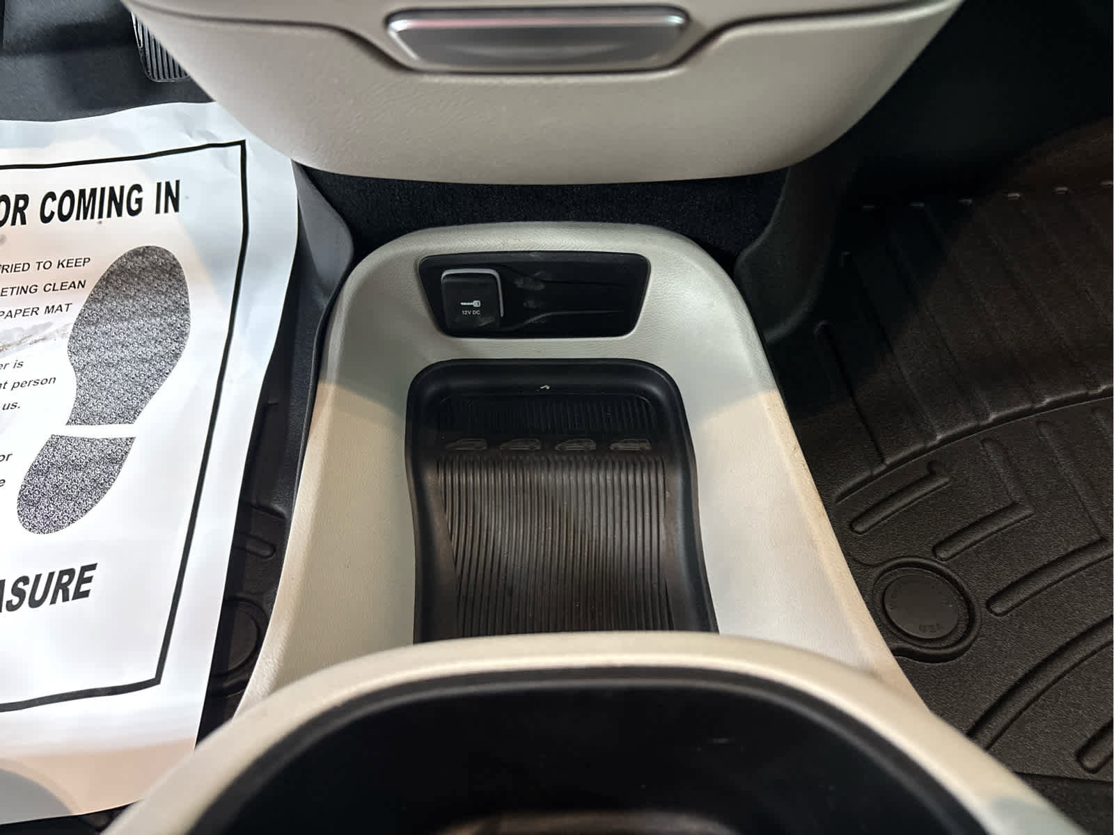 Used 2023 Chrysler Pacifica Touring-L image 20