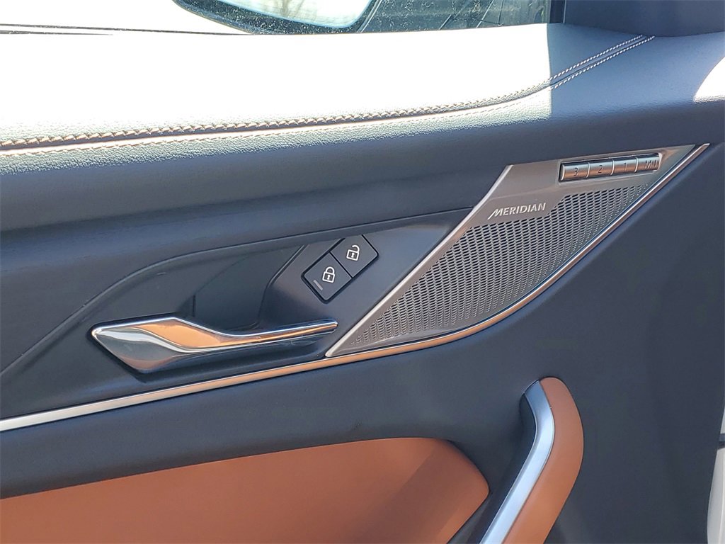 New 2026 Jaguar F-PACE R-Dynamic S image 10