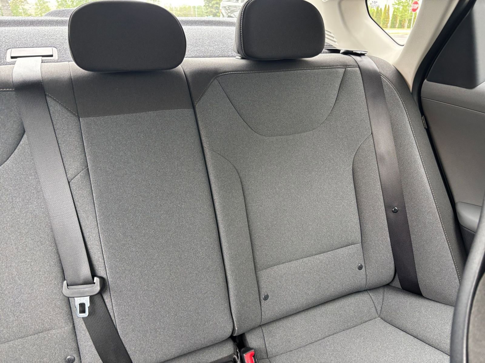 Used 2025 Kia K4 FWD image 36