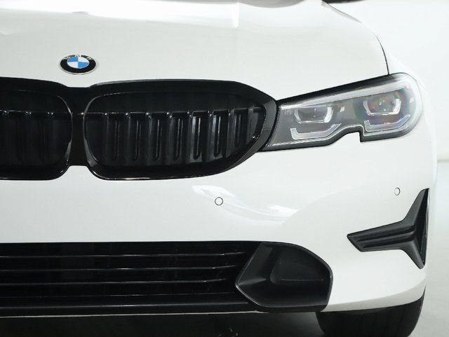 Used 2020 BMW 330i xDrive Sedan w/ Premium Package AWD/4WD image 9