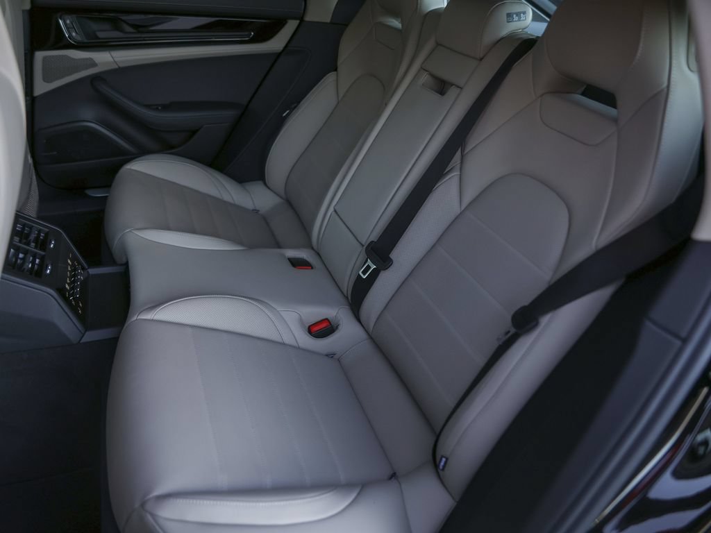 New 2026 Porsche Panamera 4 AWD/4WD image 30