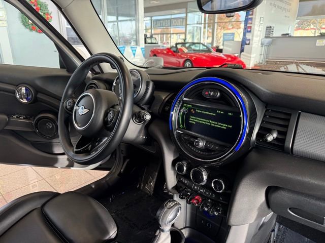 Used 2016 MINI Cooper 4-Door Hardtop image 26