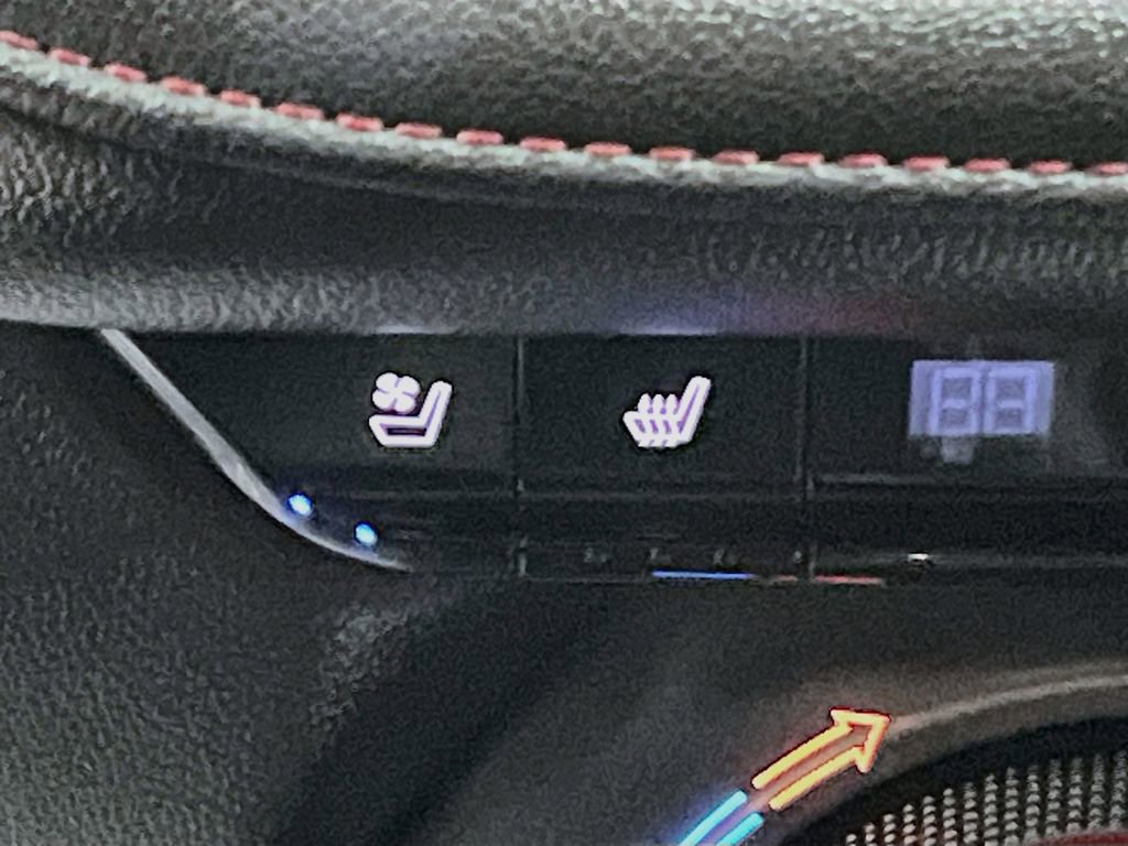 Used 2023 Chevrolet Blazer RS w/ Driver Confidence II Package AWD/4WD image 21