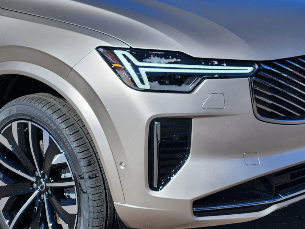 New 2026 Volvo XC90 T8 Plus w/ Protection Package Premier image 28