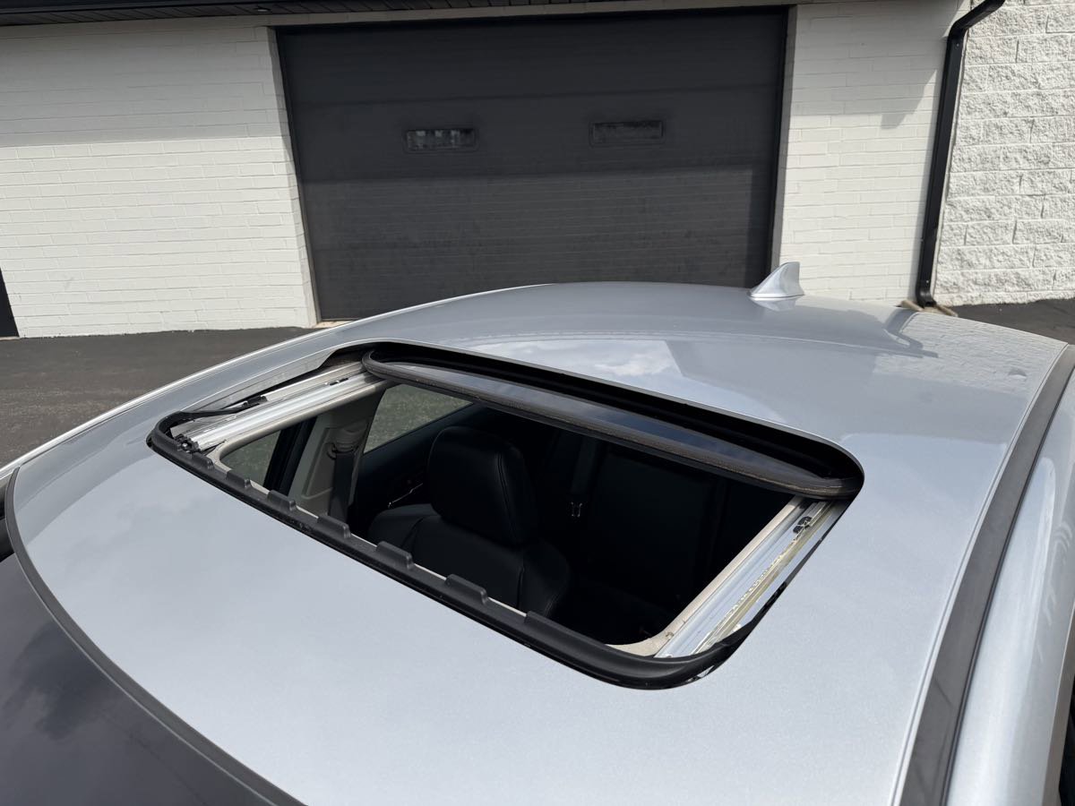 Used 2014 Acura ILX FWD image 9