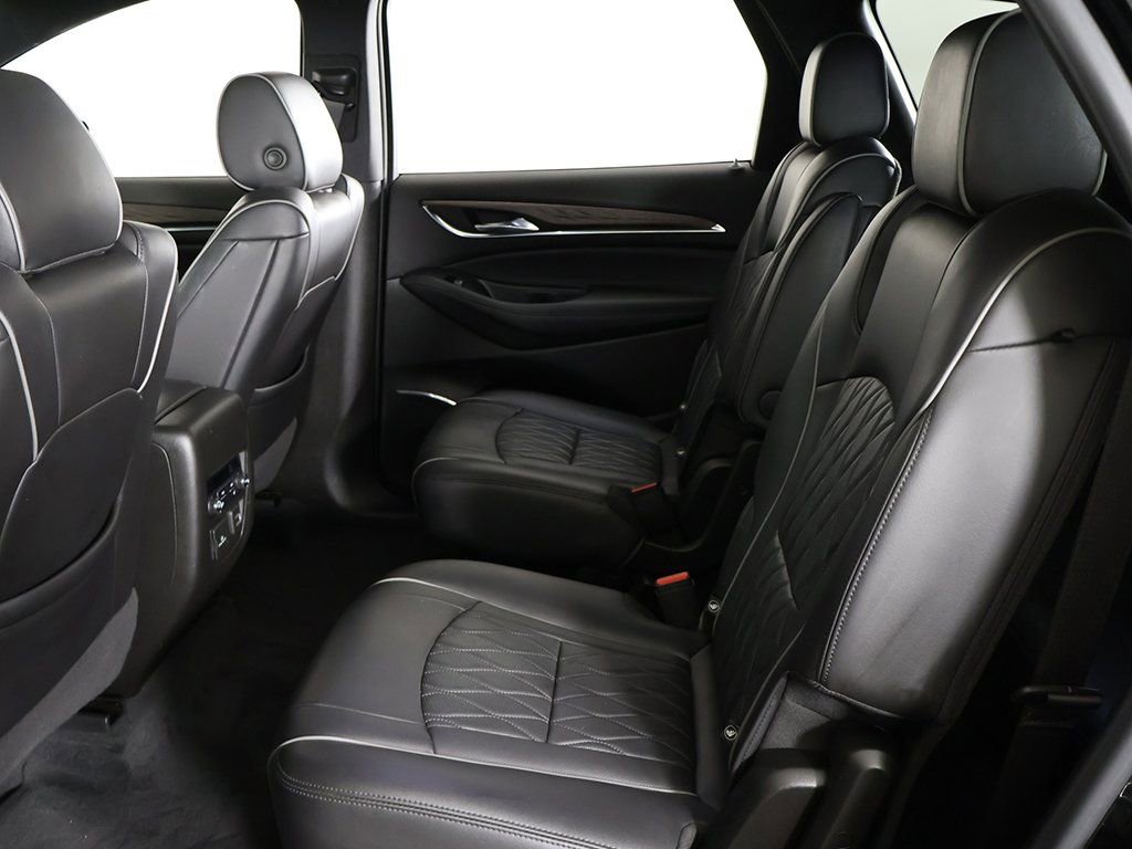 Used 2022 Buick Enclave Avenir w/ Avenir Technology Package image 42