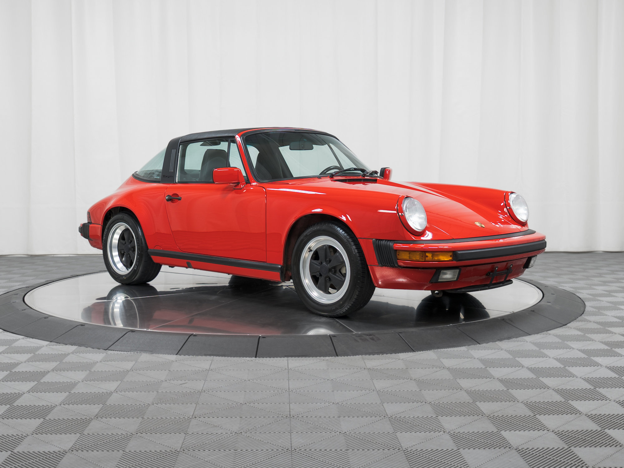 Used 1989 Porsche 911 Targa image 9