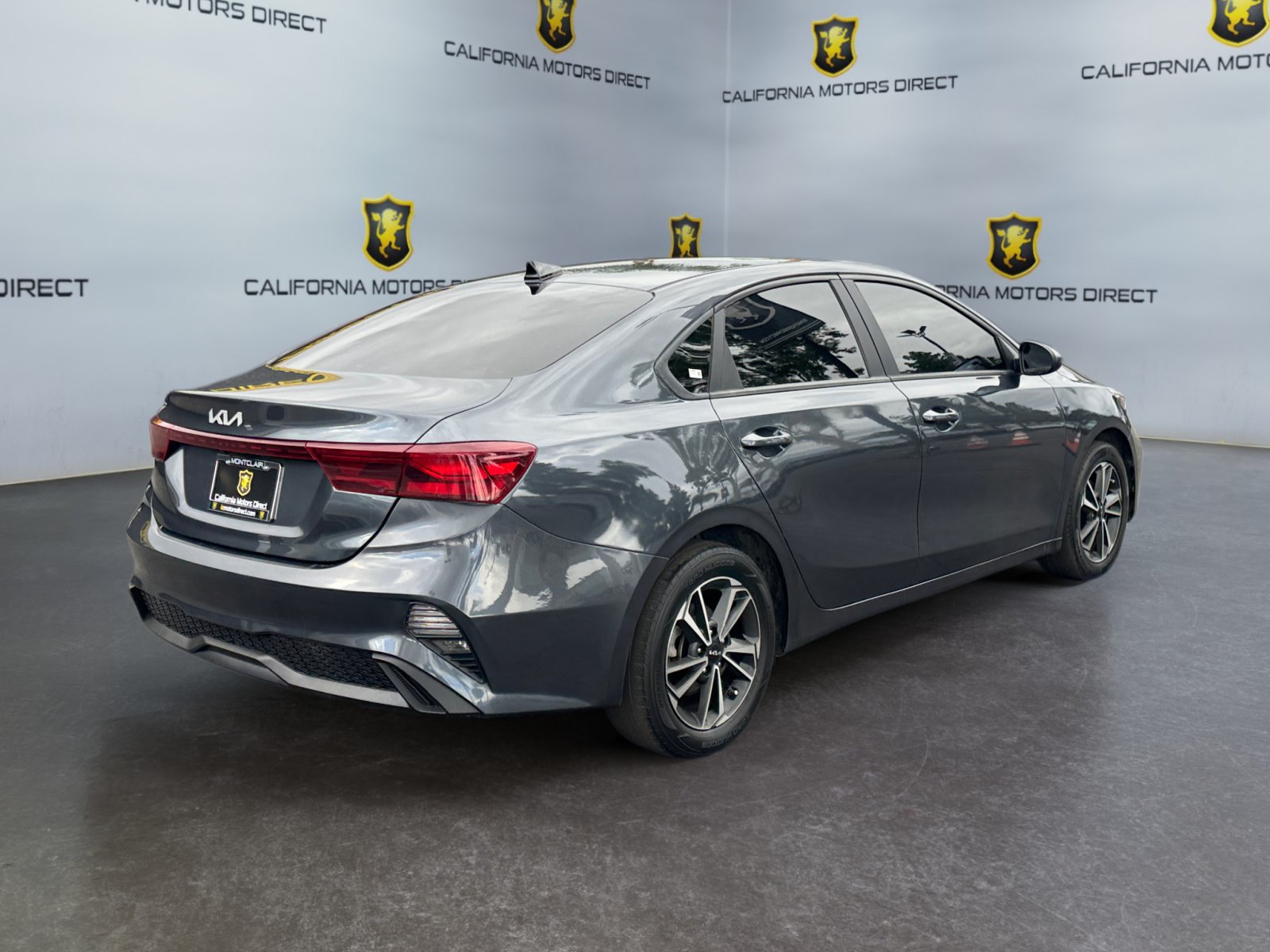Used 2022 Kia Forte LXS FWD image 5