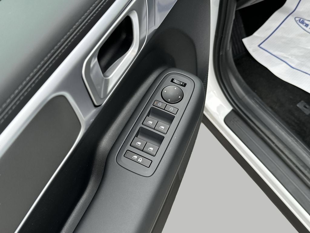 New 2026 Hyundai Santa Fe SE FWD image 15