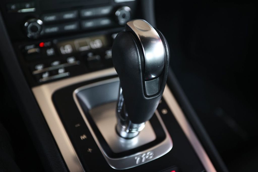 Certified 2025 Porsche 718 Cayman RWD image 33