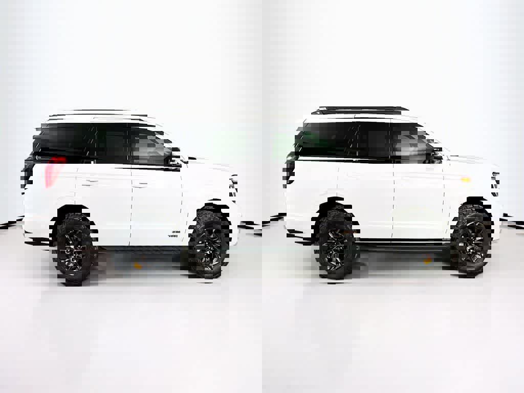 New 2026 Ford Expedition Tremor image 25