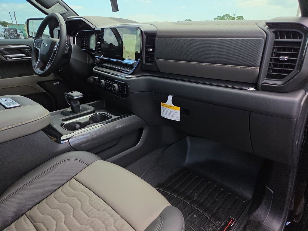 New 2026 Chevrolet Silverado 1500 ZR2 w/ Dark Appearance Package AWD/4WD image 22