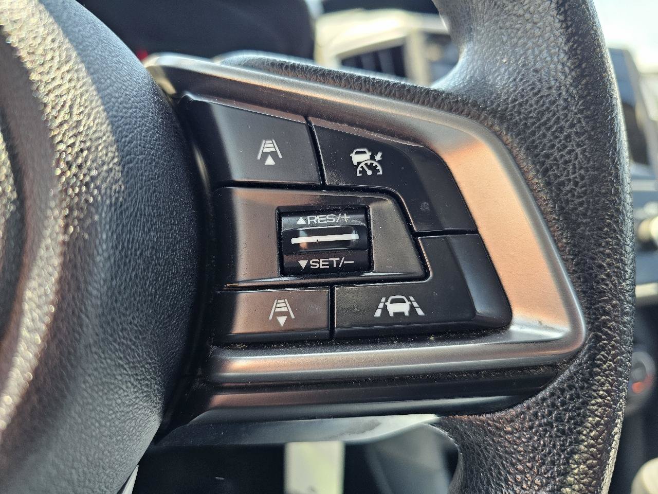 Used 2019 Subaru Crosstrek 2.0i w/ Eyesight System AWD/4WD image 8