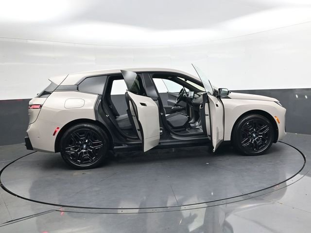 New 2026 BMW iX xDrive45 w/ M Sport Package image 35