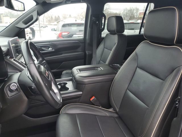 Used 2023 GMC Yukon XL SLT image 6