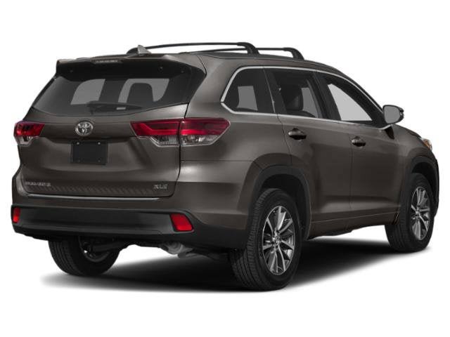 Certified 2019 Toyota Highlander XLE AWD/4WD image 2
