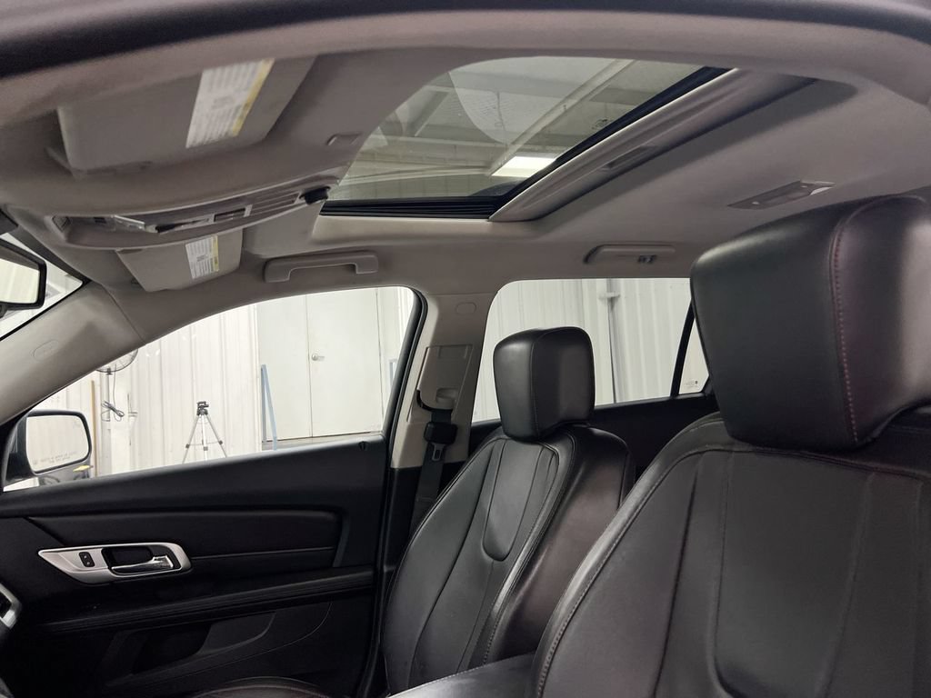 Used 2017 GMC Terrain SLT w/ Open Road Package AWD/4WD image 19