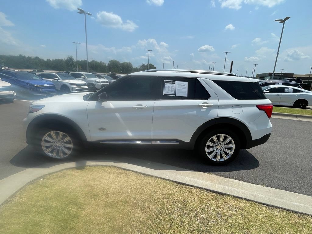 Used 2022 Ford Explorer King Ranch AWD/4WD image 4