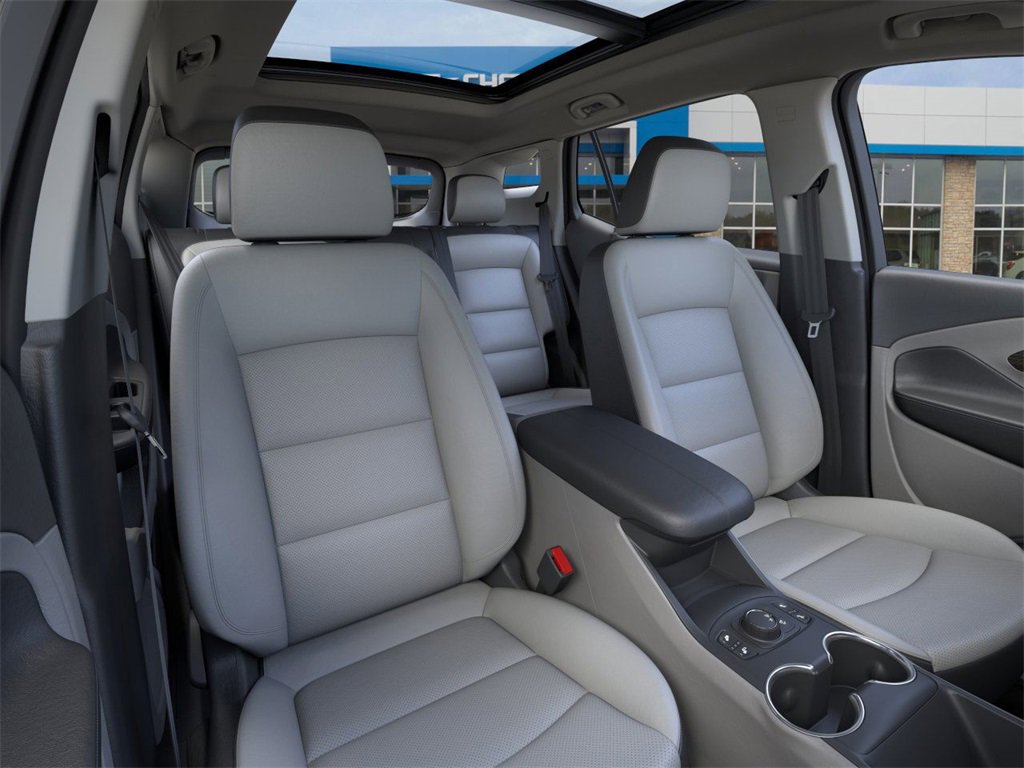 New 2024 GMC Terrain SLT image 16