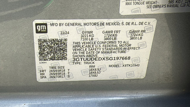 Used 2025 GMC Sierra 1500 SLT AWD/4WD image 30
