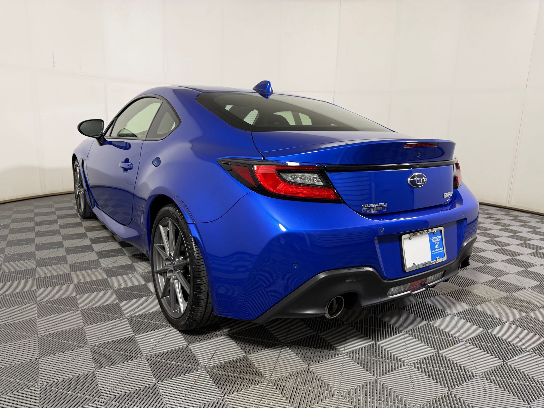 Used 2022 Subaru BRZ Limited RWD image 2