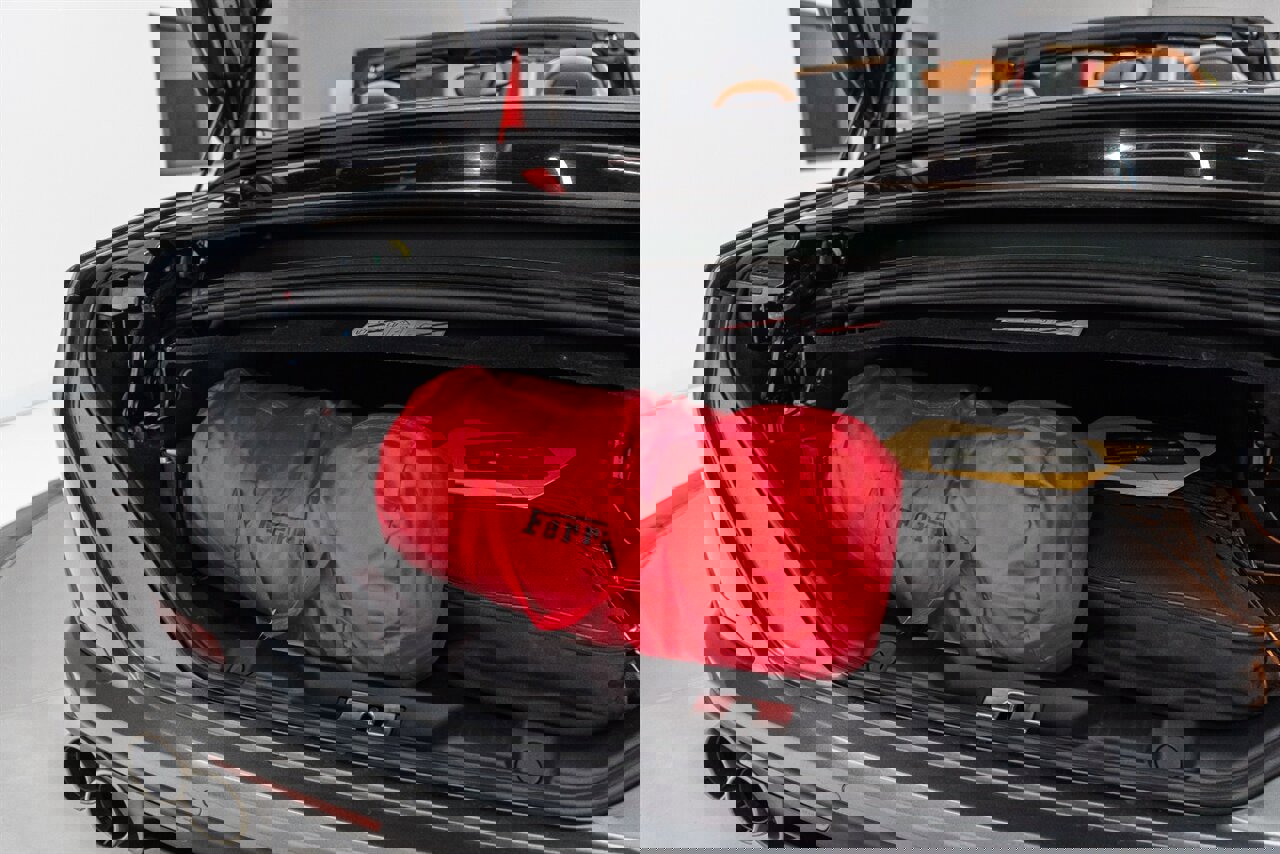 Used 2017 Ferrari California T image 41