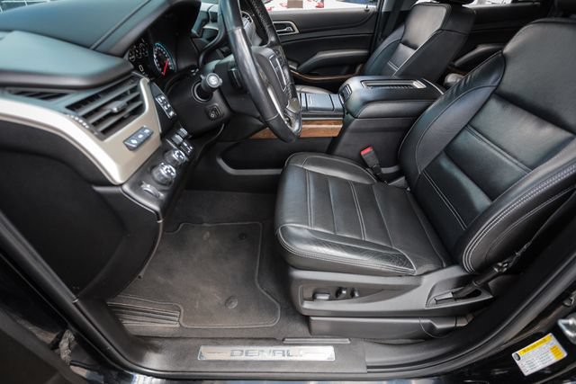 Used 2019 GMC Yukon Denali w/ Denali Ultimate Package AWD/4WD image 52