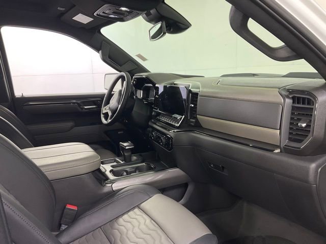 Used 2024 Chevrolet Silverado 1500 ZR2 image 30