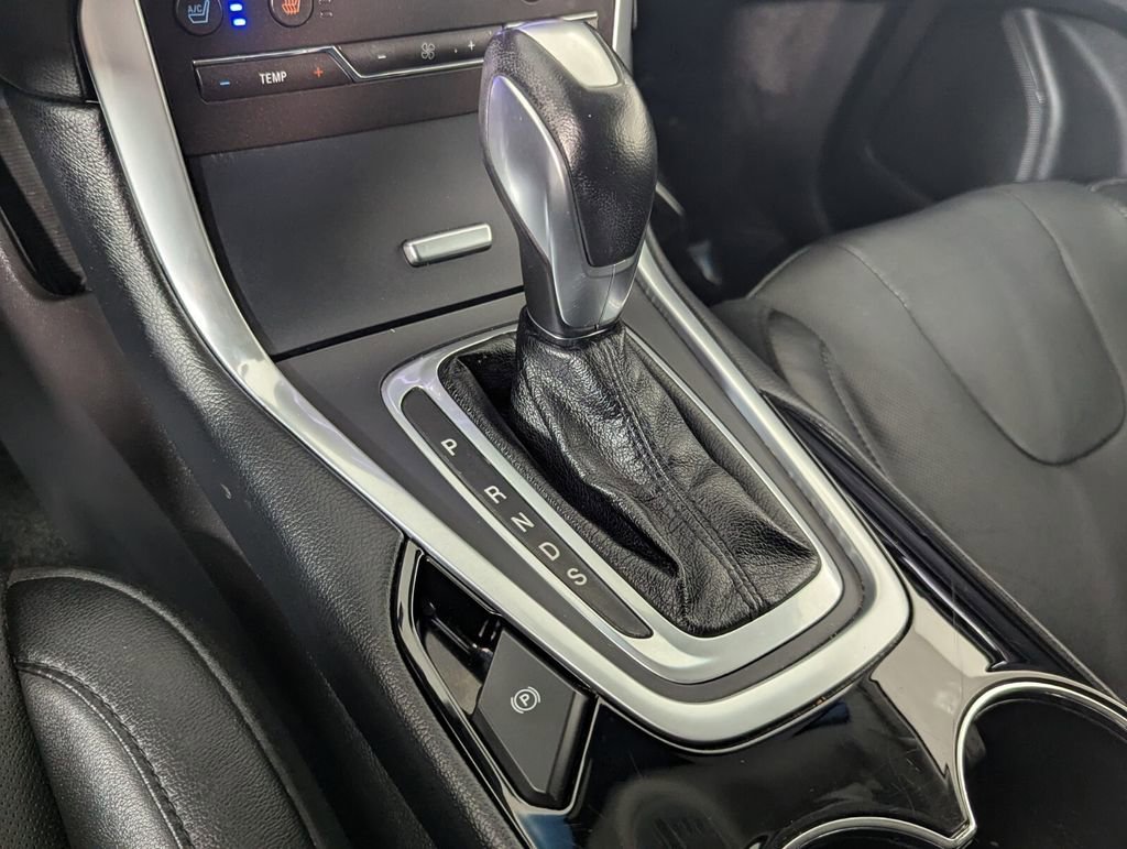 Used 2018 Ford Edge Titanium w/ Equipment Group 301A image 20