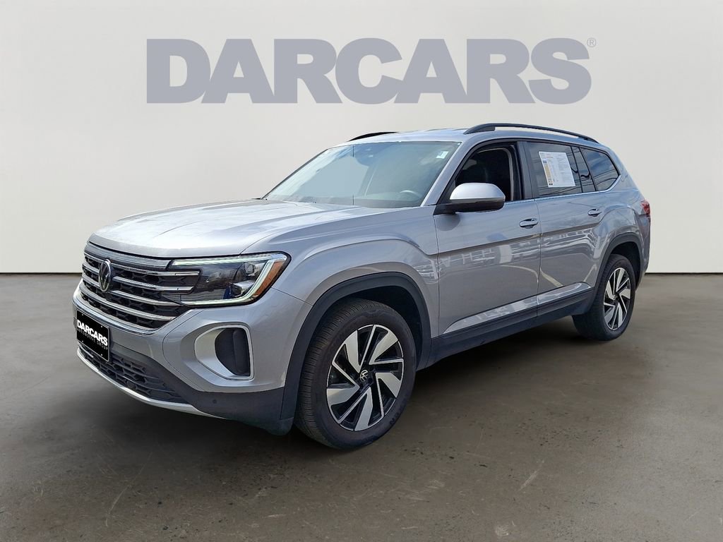 Used 2025 Volkswagen Atlas SE image 3