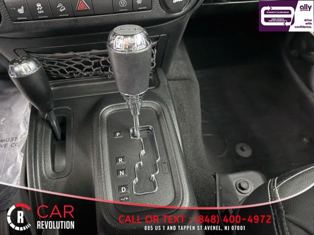 Used 2018 Jeep Wrangler Unlimited Sport image 26