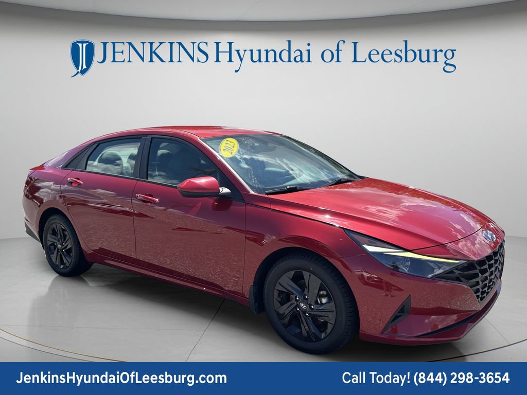 Certified 2023 Hyundai Elantra SEL w/ Preferred Accessory Package FWD image 1