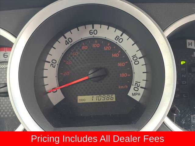 Used 2015 Toyota Tacoma 4x4 Double Cab w/ TRD Off-Road Package image 9