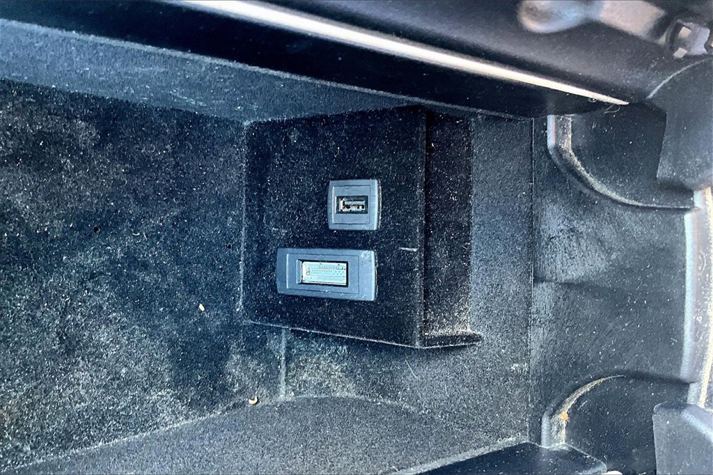 Used 2014 Mercedes-Benz E 350 4MATIC Sedan w/ Premium 1 Package image 30