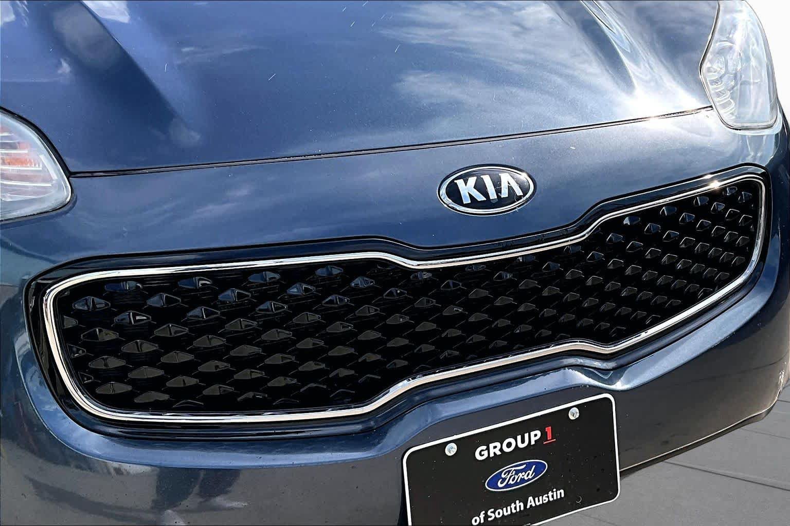 Used 2017 Kia Sportage LX AWD/4WD image 30