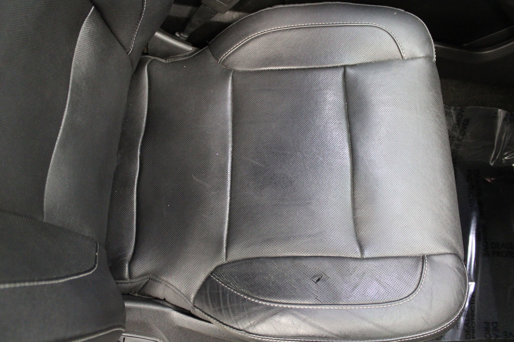 Used 2018 GMC Yukon SLT image 33