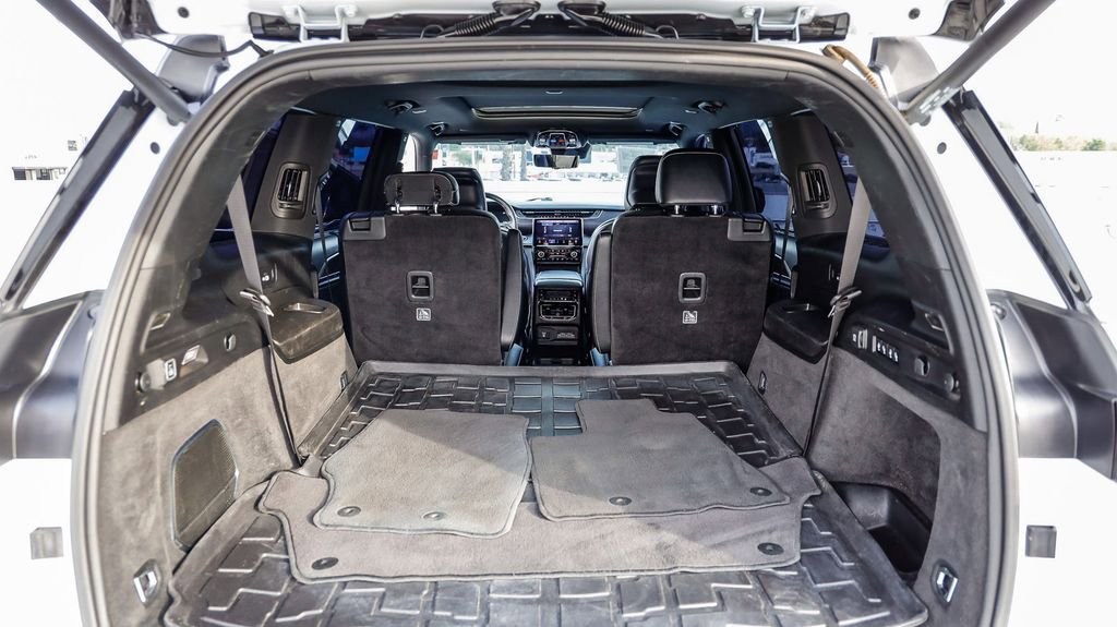 Used 2021 Jeep Grand Cherokee L Overland w/ Advanced Protech Group III image 32