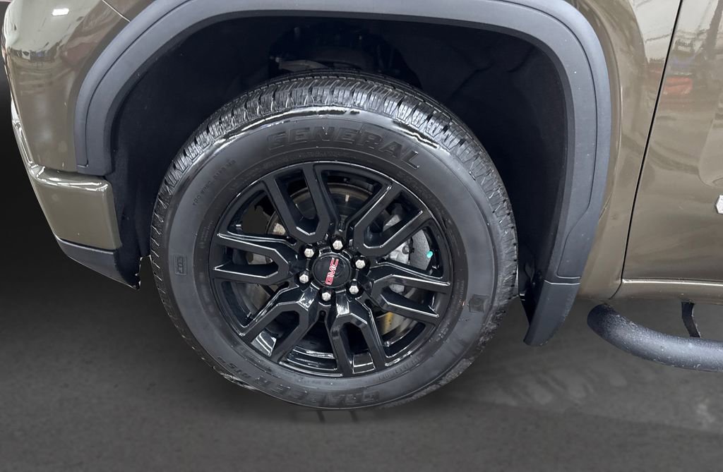 Used 2023 GMC Sierra 1500 Elevation image 11