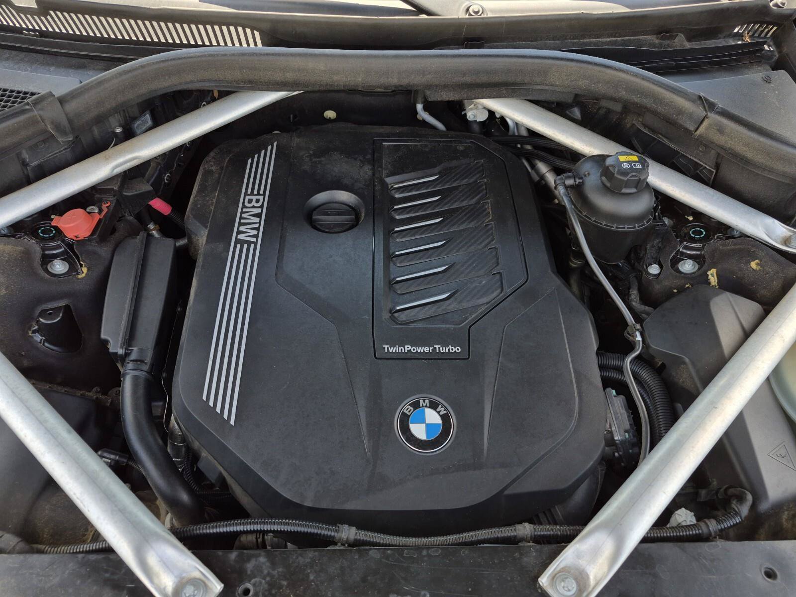 Used 2019 BMW X7 xDrive40i w/ Premium Package AWD/4WD image 12